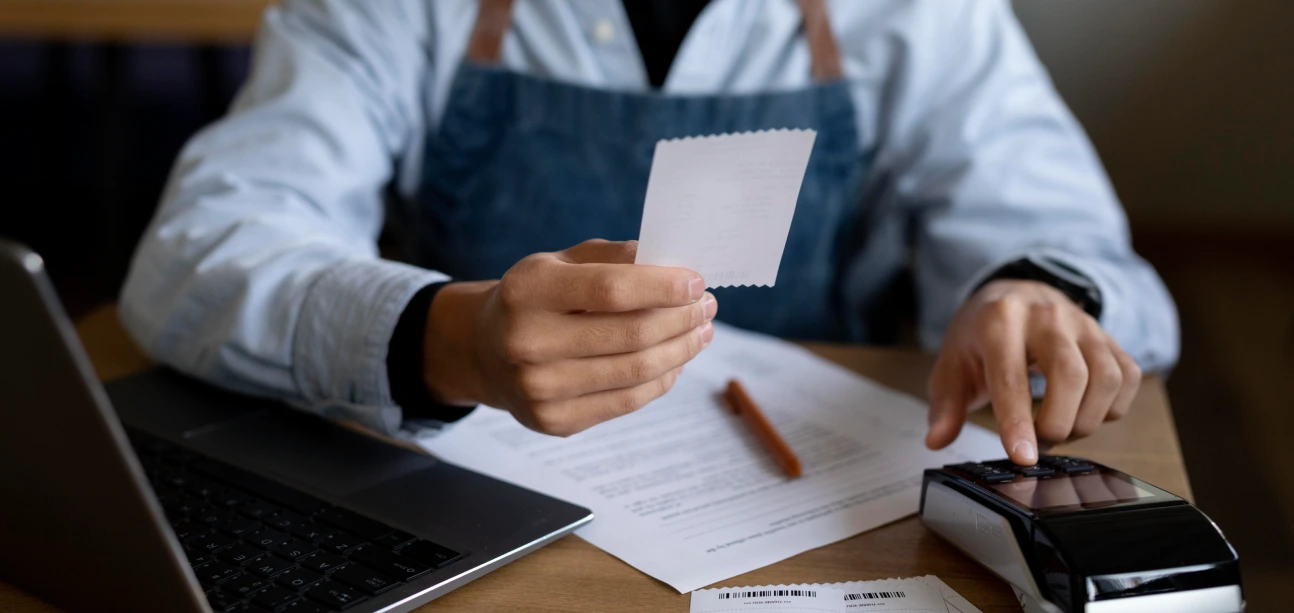 Comment comptabiliser les debours et les refacturations de frais